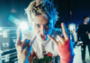 ONE OK ROCK主唱認生病「2小時動不了」! 對粉絲抱歉:不是故意冷漠